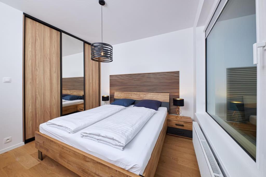 5Min2Centre, View & Free Parking Διαμέρισμα Μπρατισλάβα Εξωτερικό φωτογραφία